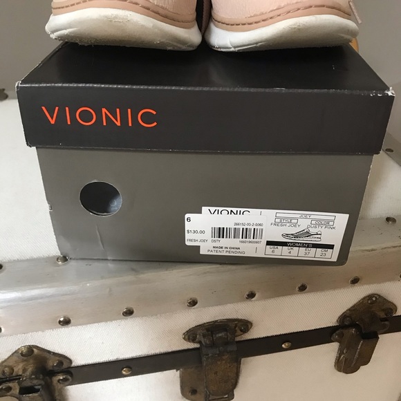 Vionic Pink Joey Sneaker. Size 6. EUC - Picture 8 of 8